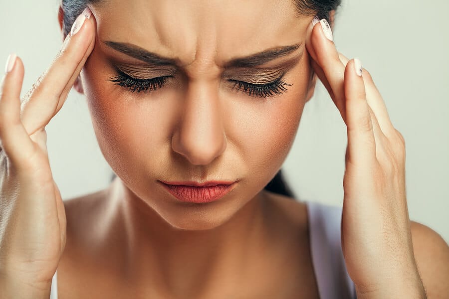 Treating Headaches with Chiropractic Therapy